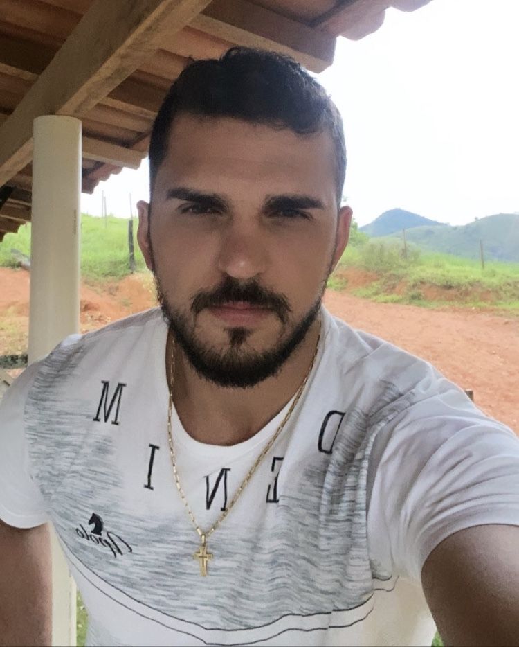 Javier W.